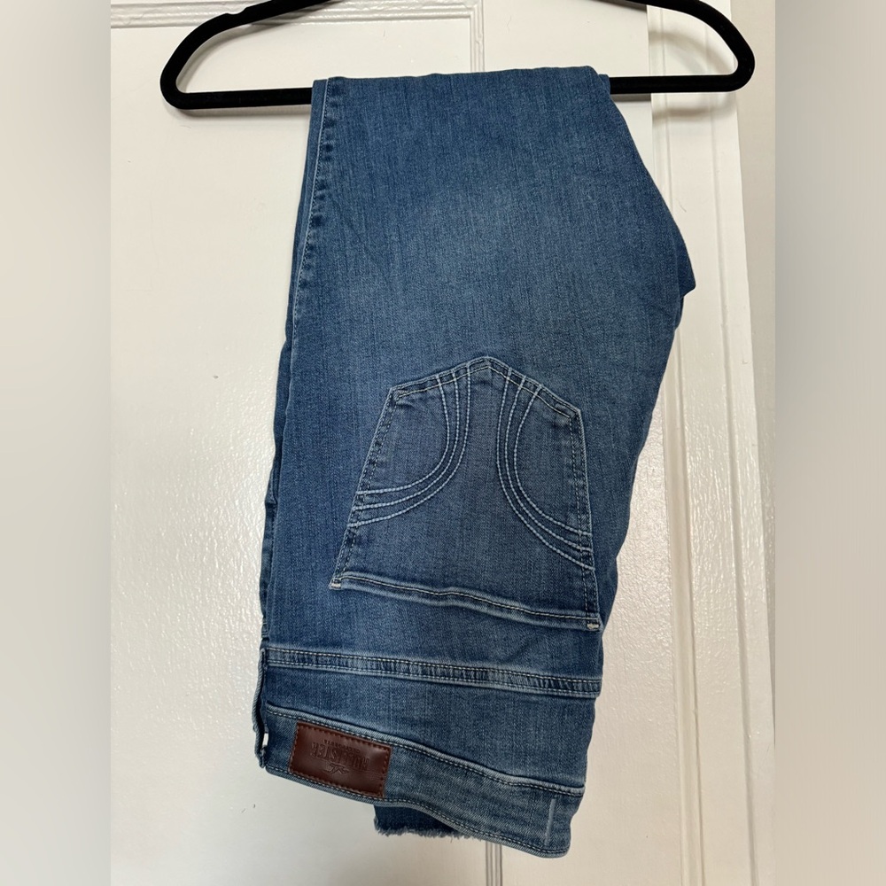 Curvy High-Rise Medium Wash Super Skinny Jeans